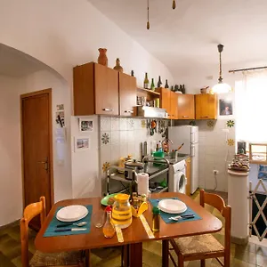 Casa vacanze Nel Centro Storico Di, Portoferraio